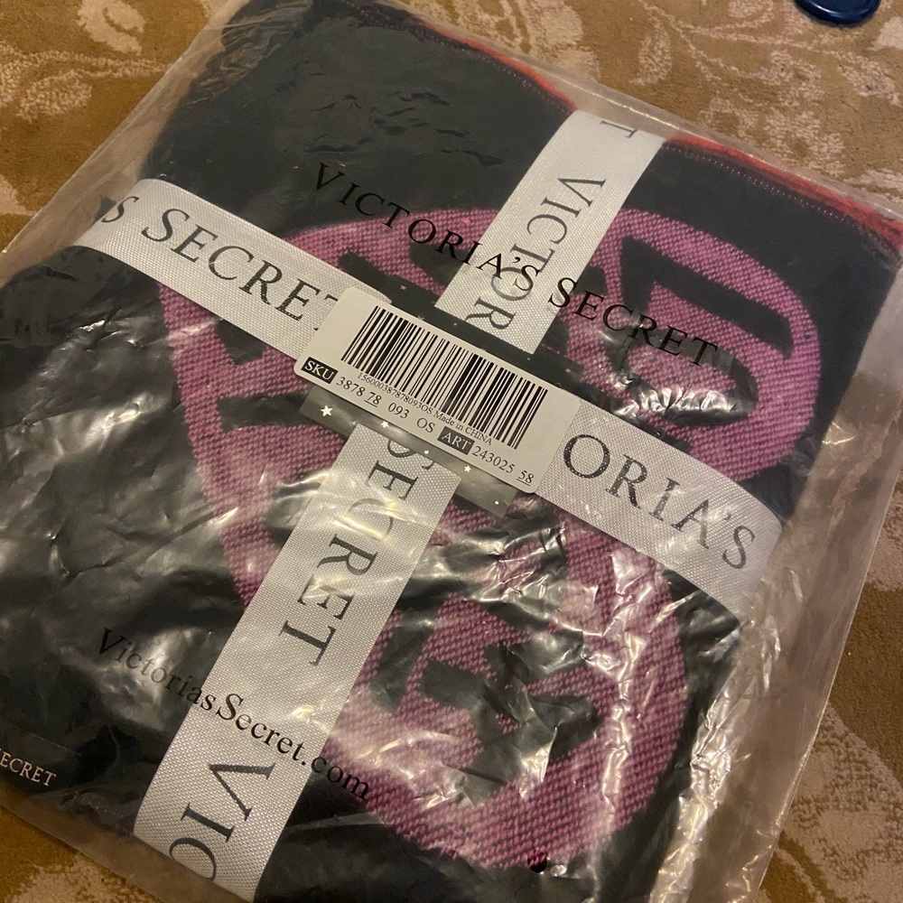 Victoria Secret Scarf